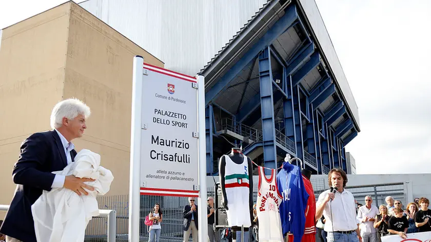INTITOLAZIONE FORUM PORDENONE A CRISAFULLI