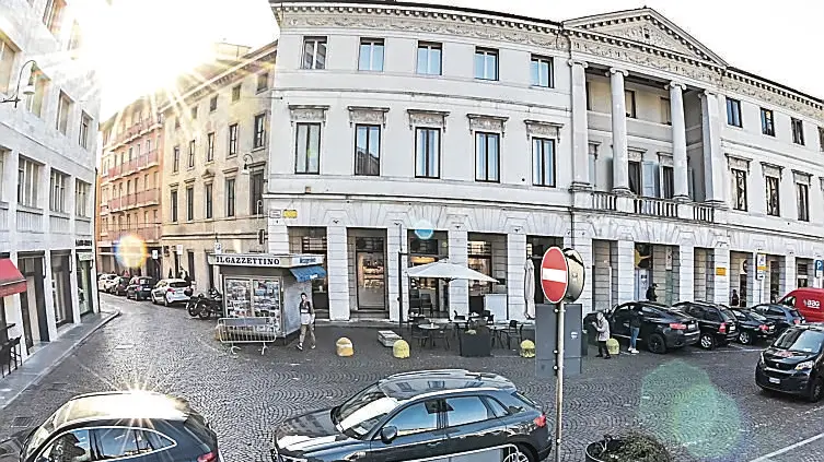 Anche piazza XX settembre e via Battisti rientreranno nella nuova Ztl a Udine © Foto Petrussi