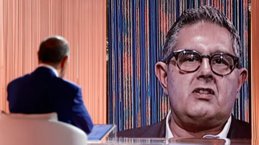 Giovanni Toti (in collegamento sul monitor) intervistato da Bruno Vespa durante la trasmissione televisiva ‘Cinque Minuti’ in onda su Rai Uno, Roma, 13 settembre 2024. ANSA/FABIO FRUSTACI