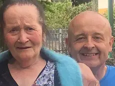Il sindaco di Villa Santina, Domenico Giatti, con la madre Luigina