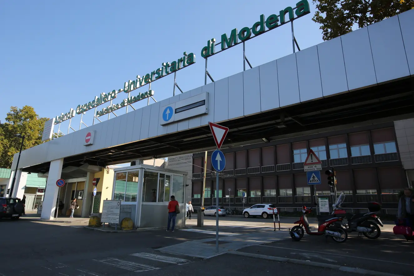 L'ingresso del Policlinico di Modena