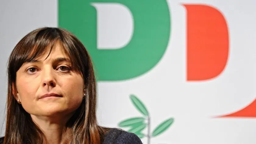 Debora Serracchiani, vicesegretario nazionale del Pd, partecipa all'assemblea Regionale Toscana " la Toscana che Sar?? ", Firenze 10 gennaio 2015. .ANSA/MAURIZIO DEGL INNOCENTI