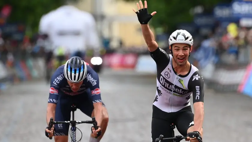 Campenaerts vince a Gorizia