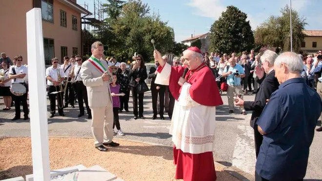 Flumignano 25 Settembre 2011. Cerimonia scopritura cippo Padre Comello. Copyright Foto PFP