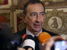 Il sindaco di Milano Giuseppe Sala incontra la stampa a margine dell’incontro 'Lo sciopero del 1944 alle radici della Carta Costituzionale', organizzata a Palazzo Marino. Milano, 28 Marzo 2024. ANSA / MATTEO BAZZI