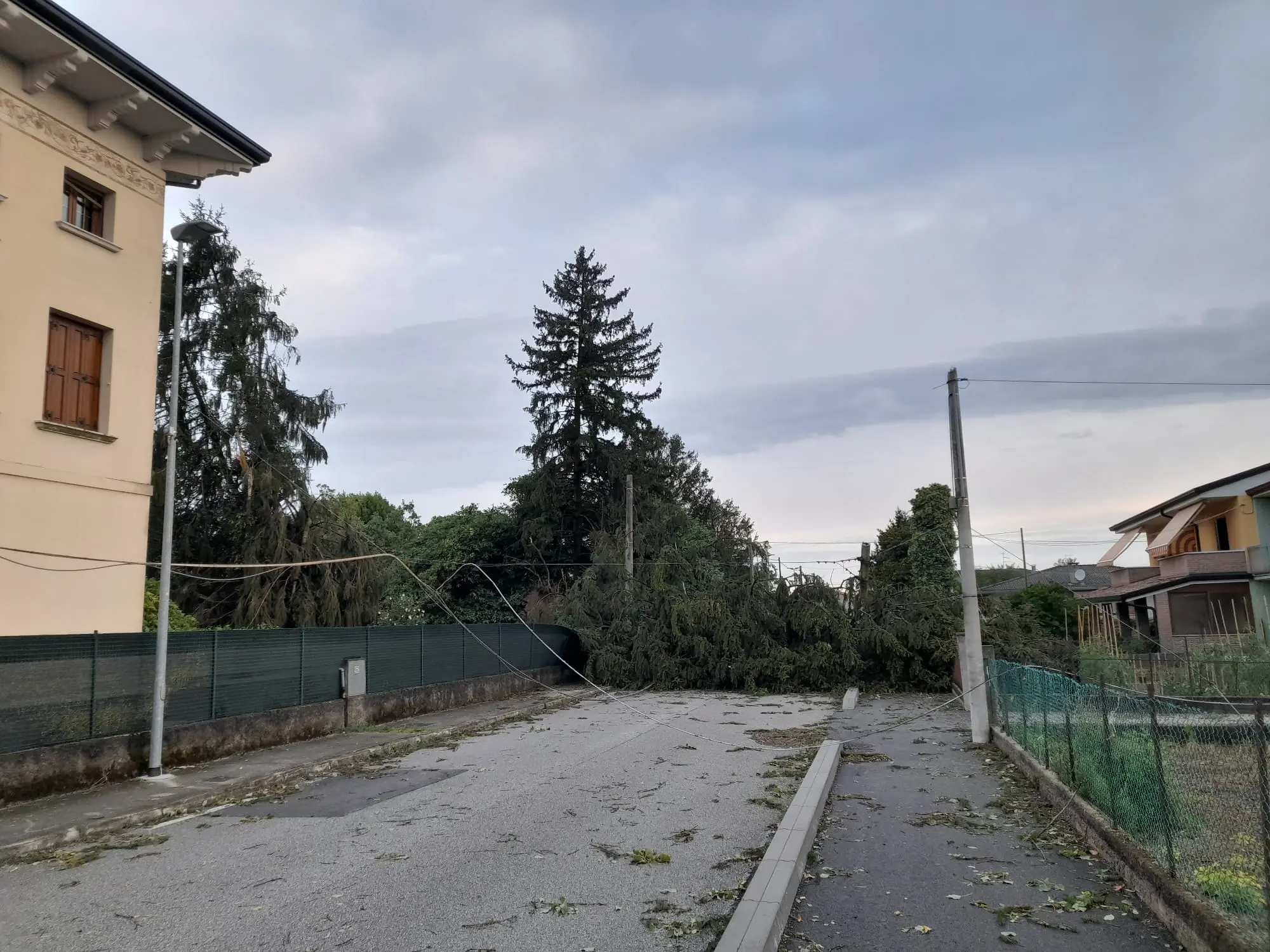 Ecco le immagini dalla Bassa friulana, colpita dall'ondata di maltempo che si è abbattuta sulla regione: le foto da Carlino, San Giorgio di Nogaro e Torviscosa
