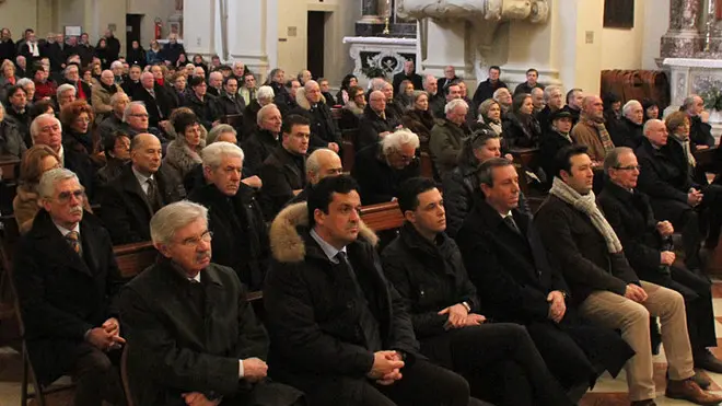 foto missinato duomo pordenone funerali de carli