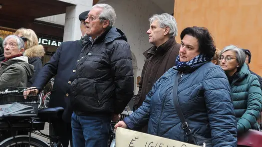 Udine 02 Dicembre 2019 Protesta Bidoncini davanti al Municipio ©Foto Petrussi