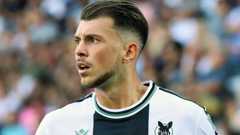 Lazar Samardzic, il 21enne dell’Udinese è al centro del mercato