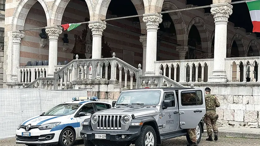 Dal fine settimana saranno operative le pattuglie miste anche a piedi (foto Petrussi)