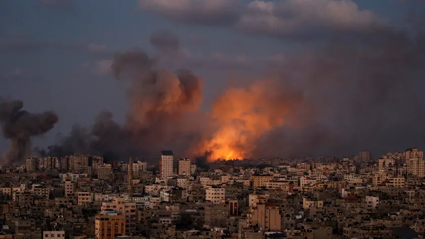 epa10915461 Smoke rises following an Israeli air strike in northern Gaza City, 12 October 2023. More than 1,400 Palestinians have been killed and over 6,000 others injured, according to the Palestinian Ministry of Health, after Israel started bombing the Palestinian enclave in response to attacks carried out by the Islamist movement Hamas on Israel from the Gaza Strip on 07 October. More than 4,000 people, including 1,500 militants from Hamas, have been killed and thousands injured in Gaza and Israel since 07 October, according to Israeli military sources and Palestinian officials. EPA/MOHAMMED SABER