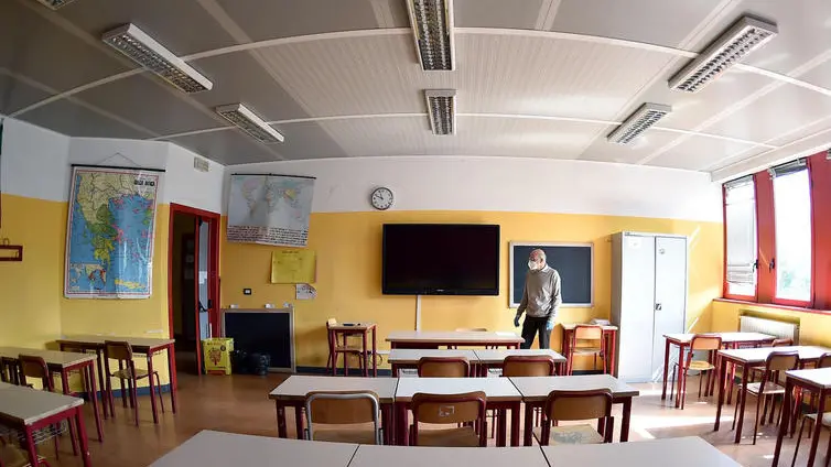Beta test con entrate diversificate e lezioni virtuali presso il liceo Alfieri, Torino, 06 Maggio 2020. ANSA/ ALESSANDRO DI MARCO