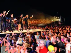 Lignano 18 Agosto 2011. Festival Show. Telefoto copyright PFP/Serratore