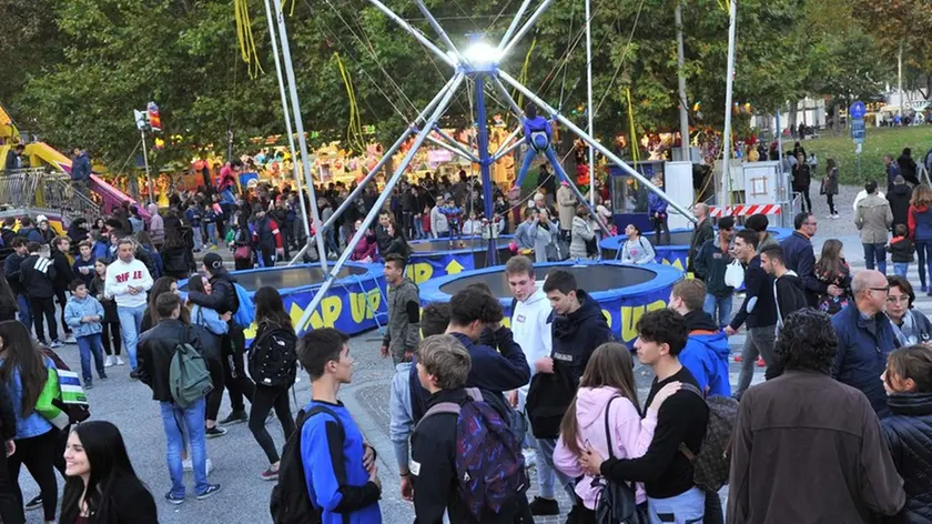 Udine 28 ottobre 2017. Luna Park in Piazza Primo Maggio. © Foto Petrussi