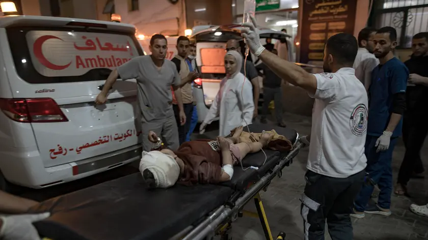 epa11289592 An injured child of the Radwan family receives treatment in the Kuwait Hospital after an Israeli airstrike bombed the family home in the Rafah refugee camp, southern Gaza Strip, 19 April 2024. According to the Kuwait Hospital, eight people were killed in the air strike. More than 33,900 Palestinians and over 1,450 Israelis have been killed, according to the Palestinian Health Ministry and the Israel Defense Forces (IDF), since Hamas militants launched an attack against Israel from the Gaza Strip on 07 October 2023, and the Israeli operations in Gaza and the West Bank which followed it. EPA/HAITHAM IMAD