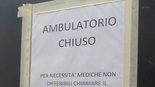 Bumbaca Gorizia 12.08.2018 palazzina Guardia Medica © Fotografia di Pierluigi Bumbaca