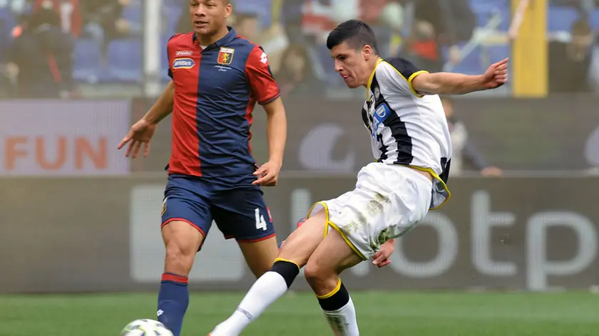 04-04-2015: GENOVA, GENOA-UDINESE CAMPIONATO SERIE A TIM 2014-2015 Occcasione Stipe Perica © Petrussi Foto Press