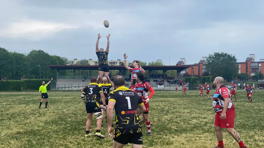 Rugby, lo Stade in touche sul campo del Rivoli