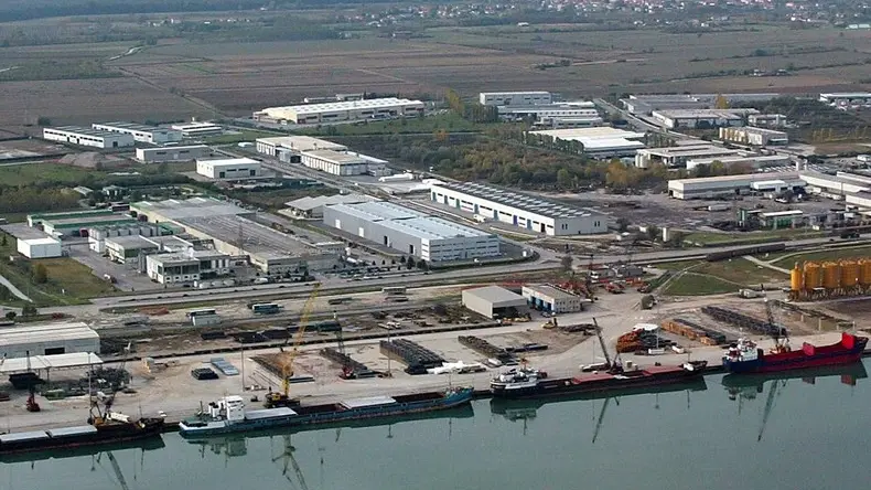 San Giorgio Di Nogaro. Zona Industriale Aussa Corno. Telefoto copyright Petrussi Foto Press