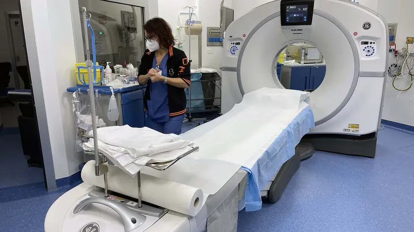 ZANETTI-AGENZIA BIANCHI- PADOVA- NUOVI MACCHIANRI IN OSPEDALE.