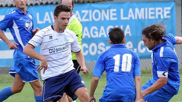 Caporiacco 25 Agosto 2013. Coppa Italia dilettanti. Caporiacco (maglia blu) - Gravis (maglia bianca). Telefoto Copyright Petrussi Foto Press / Diego Petrussi