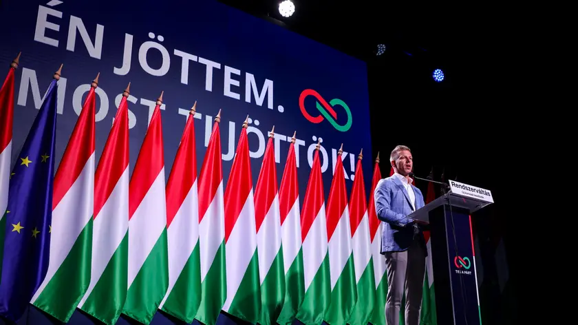 epa11463334 Vice president of Respect and Freedom (TISZA) Party Peter Magyar delivers his speech during the party’s campaign event at the MOM Sport Sports Centre in Budapest, Hungary, 06 July 2024. EPA/ROBERT HEGEDUS HUNGARY OUT
