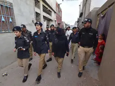 epa10980325 Pakistani police officials conduct a search operation for undocumented immigrants in Karachi, Pakistan, 17 November 2023. The deadline set by Pakistan's government for undocumented immigrants and refugees to leave the country voluntarily expired on 01 November 2023. Pakistani authorities started to crack down on irregular migration, which particularly affects millions of Afghan refugees who had fled their homeland, many of them driven by decades of armed conflict and the return to power of the Taliban. Since Pakistan announced the deadline, a huge migratory flow has been recorded on the porous border between Pakistan and Afghanistan. According to official data, about 4.4 million Afghans are living in the country, of which 1.7 million are not registered. EPA/SHAHZAIB AKBER