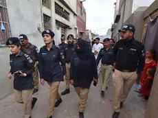 epa10980325 Pakistani police officials conduct a search operation for undocumented immigrants in Karachi, Pakistan, 17 November 2023. The deadline set by Pakistan's government for undocumented immigrants and refugees to leave the country voluntarily expired on 01 November 2023. Pakistani authorities started to crack down on irregular migration, which particularly affects millions of Afghan refugees who had fled their homeland, many of them driven by decades of armed conflict and the return to power of the Taliban. Since Pakistan announced the deadline, a huge migratory flow has been recorded on the porous border between Pakistan and Afghanistan. According to official data, about 4.4 million Afghans are living in the country, of which 1.7 million are not registered. EPA/SHAHZAIB AKBER