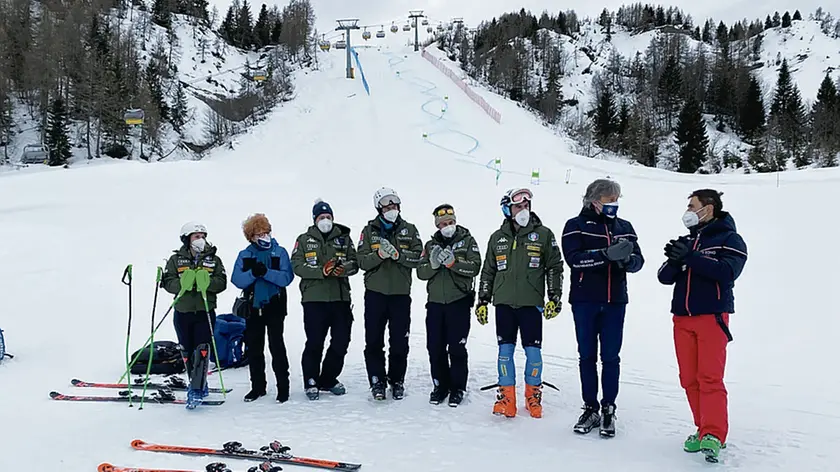 Gli assessori regionali alle Attività produttive e turismo, Sergio Emidio Bini, e a Cultura e Sport, Tiziana Gibelli, incontrano gli azzurri dello sci alpino Riccardo Tonetti, gigantista proveniente dal Trentino Alto Adige, e la slalomista tarvisiana Lara Della Mea, assieme ai tecnici Giancarlo Bergamelli e Walter Girardi sullo Zoncolan.