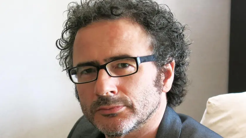Il professore di origine udinese Tiziano Possamai è docente all’Accademia di Belle arti di Venezia e Milano