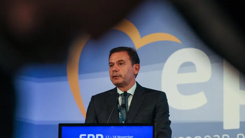epa10310777 President of the Social Democratic Party (PSD) Luis Montenegro speaks during the first day of the Political Assembly of the European People's Party in Lisbon, Portugal, 17 November 2022. The EPP Political Assembly is organized by the European People's Party (EPP), the political family of the Christian Democrats in Europe, and takes place in Lisbon from 17 to 18 November 2022. EPA/MANUEL DE ALMEIDA
