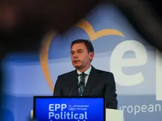 epa10310777 President of the Social Democratic Party (PSD) Luis Montenegro speaks during the first day of the Political Assembly of the European People's Party in Lisbon, Portugal, 17 November 2022. The EPP Political Assembly is organized by the European People's Party (EPP), the political family of the Christian Democrats in Europe, and takes place in Lisbon from 17 to 18 November 2022. EPA/MANUEL DE ALMEIDA