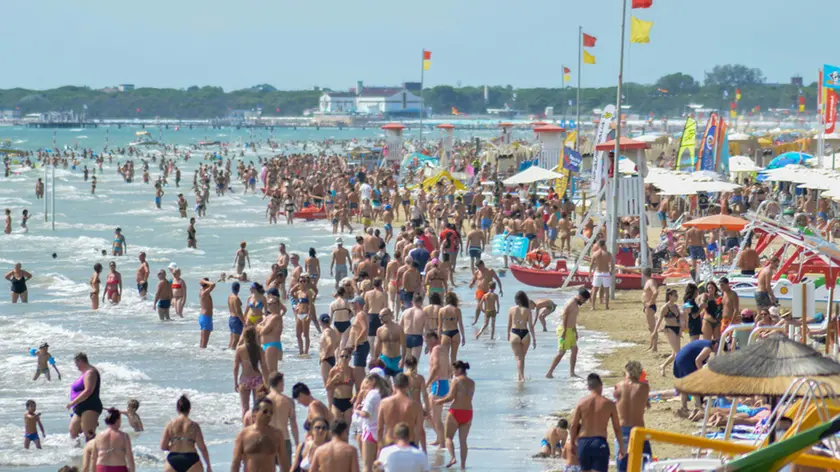 Lignano 23 Agosto 2020. Spiaggia a Sabbiadoro. © Foto Petrussi