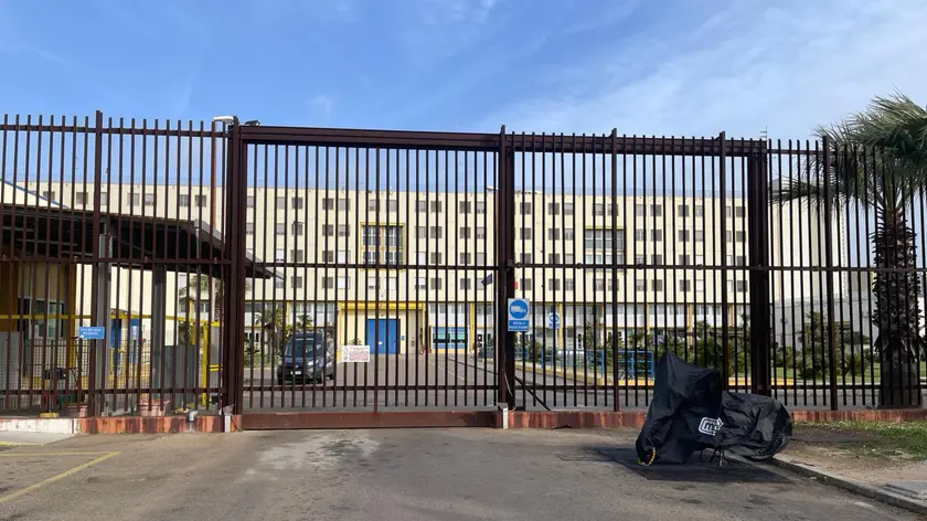 Il momento in cui Michele Misseri ha lasciato il carcere di Lecce questa mattina, 11 febbraio 2024. ANSA/ STEFANIA CONGEDO