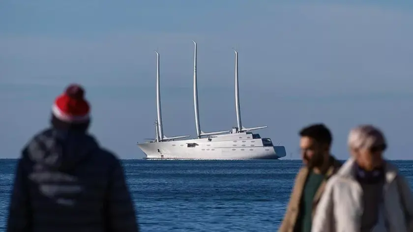 Lo Yacht "A" visto dal Molo Audace di Trieste, in una foto scattata dal fotografo Massimo Silvano
