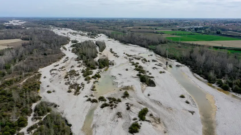 Il Meduna è quasi in secca: le immagini di domenica 26 marzo dal drone (Foto Ambrosio/Petrussi)