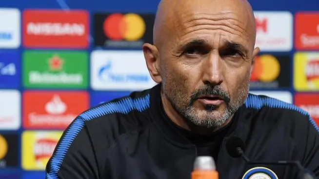 epa07193420 FC Inter Milan's head coach Luciano Spalletti attends a press conference at Wembley Stadium in London, Britain, 27 November 2018. Inter will face Tottenham Hotspur in their UEFA Champions League Group B soccer match on 28 November 2018. EPA/NEIL HALL