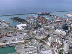 Vista aerea della Lanterna nel porto di Genova