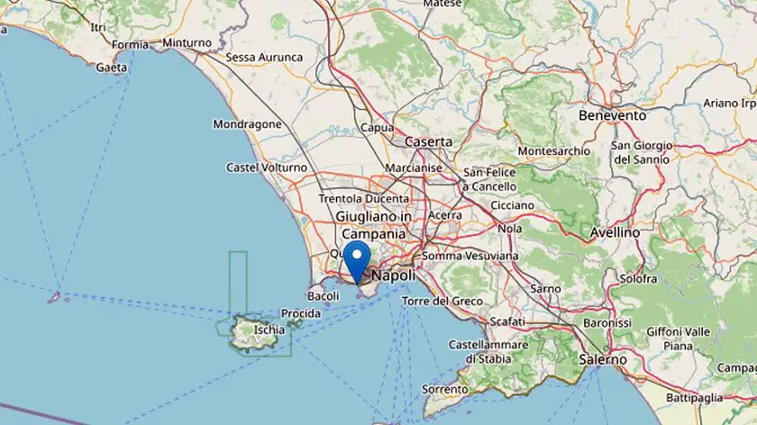 Una scossa di terremoto magnitudo 3.4 è stata registrata poco dopo le 10 nell'area dei Campi Flegrei, seguita da altri fenomeni di intensità minore, l'ultimo alle 10.08. Tre km la profondità. La scossa è stata distintamente avvertita anche a Napoli, soprattutto nelle aree limitrofe e nei quartieri di Pianura e Fuorigrotta, anche ai piani più bassi degli edifici. Nella zona del cratere numerose le segnalazioni pervenute, anche se al momento non si ha notizia di danni. Sui social in tanti hanno manifestato la loro paura e in alcuni centri urbani, come a Pozzuoli, c'è chi si è riversato in strada. Uno sciame sismico di minore intensità, sempre con epicentro i Campi Flegrei, era stato registrato anche nella serata di ieri tra le 22.58 e le 23.03 (magnitudo in questo caso 1.3 e 1.7), 03 marzo 2024. NPK Ingv +++ATTENZIONE LA FOTO NON PUO' ESSERE PUBBLICATA O RIPRODOTTA SENZA L'AUTORIZZAZIONE DELLA FONTE DI ORIGINE CUI SI RINVIA+++ +++NO SALES; NO ARCHIVE; EDITORIAL USE ONLY+++