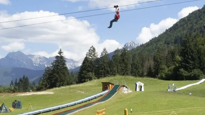 La nuova attrazione, finanziata con fondi regionali e realizzata da PromoTurismoFvg, sarà fruibile anche da parte di persone con disabilità motorie