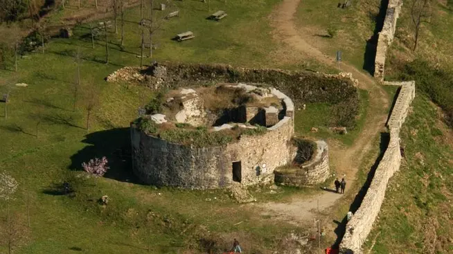 Bumbaca Gorizia Aerea Cormons Quarin il castello
