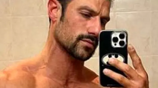 Lella, che su Instagram ha 40 mila follower (la foto viene proprio dalla sua pagina social), è noto a chi segue il calcio