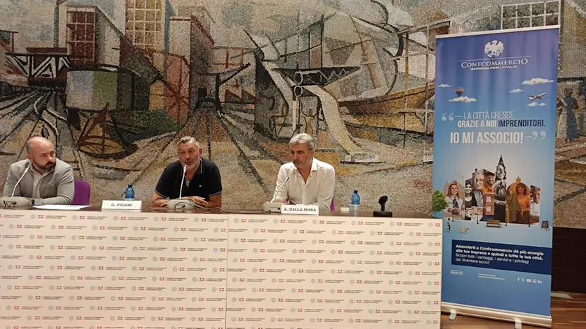 L'incontro tra gli esercnti tenutosi lunedì 1 luglio nella Sala Valduga della Cciaa Pn-Ud