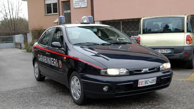 ANTEPRIMA Cervignano 19 Gennaio 2005. Ore 10,00..INTERVISTE SULLA MICROCRIMINILITA'.La Caserma dei CC.