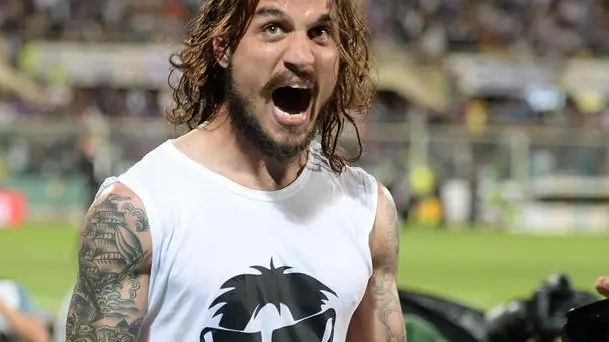 Forward of AS Roma, Daniel Pablo Osvaldo, jubilates after scoring the goal during the Italian Serie A soccer match ACF Fiorentina vs AS Roma at Artemio Franchi stadium in Florence, Italy, 04 May 2013..ANSA/LUCIANO ROSSI/AS ROMA