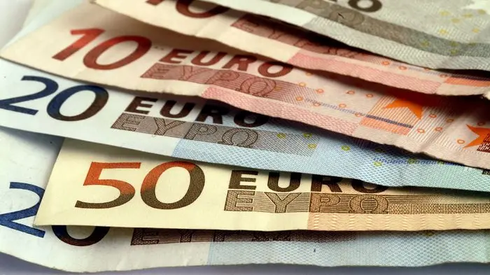 Banconote. ANSA/UFF STAMPA PROVINCIA AUTONOMA DI TRENTO ++NO SALES, EDITORIAL USE ONLY++