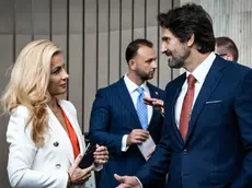 epa11377691 A handout image made available by the Slovak Government shows Slovak Deputy Prime Minister and Minister of Defense Robert Kalinak (R) talking with Slovak Minister of Culture Martina Simkovicova (L), in front of Slovak Minister of Interior Matus Sutaj Estok (C), during a government meeting in Bratislava, Slovakia, 29 May 2024. EPA/LUBOS BILACIC /SLOVAK GOVERNMENT HANDOUT HANDOUT EDITORIAL USE ONLY/NO SALES HANDOUT EDITORIAL USE ONLY/NO SALES