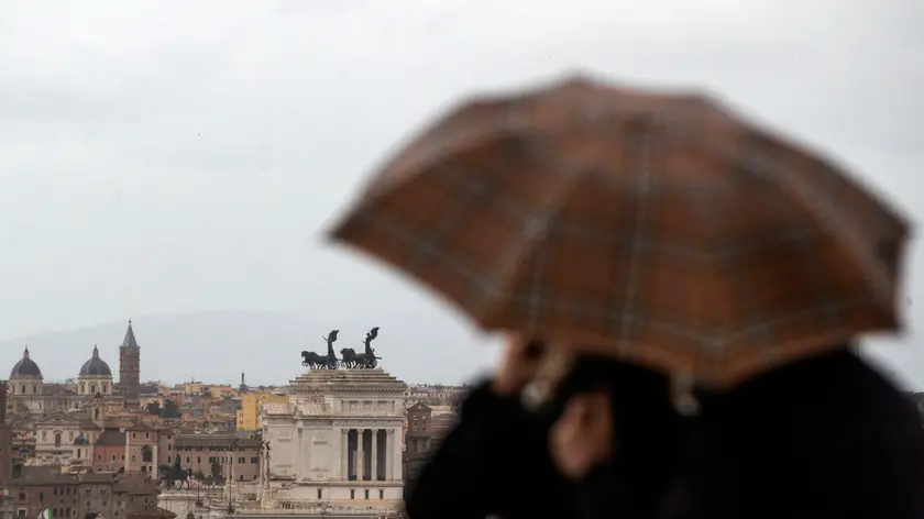 Una veduta di Roma dal Gianicolo, Roma, 01 aprile 2024. ANSA/ANGELO CARCONI