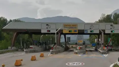 Il casello di Gemona-Osoppo sull'autostrada A23