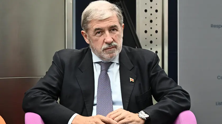 Il sindaco di Genova Marco Bucci, durante la conferenza stampa di presentazione del calendario delle manifestazioni in occasione del 75' anno dalla fondazione di Costa Crociere. Genova, 13 ottobre 2023. ANSA/LUCA ZENNARO